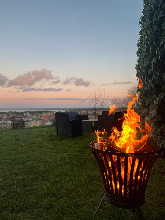 3-Rumslaegenhet I Villa Med Havsutsikt I Bastad Hindbaersvaegen 22 外观 照片